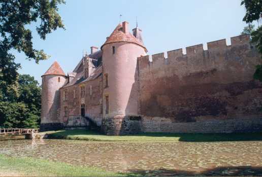 Chateau d'Ainay le Vieil