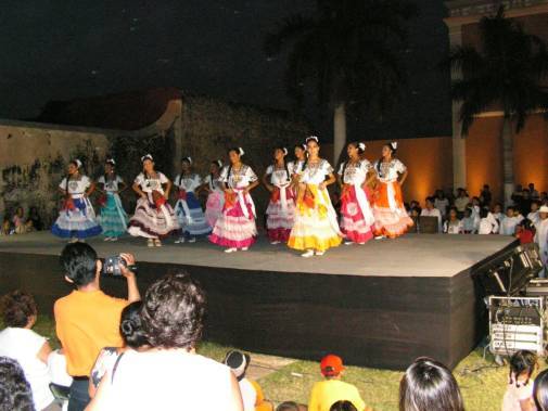 Animation danses  Campeche.