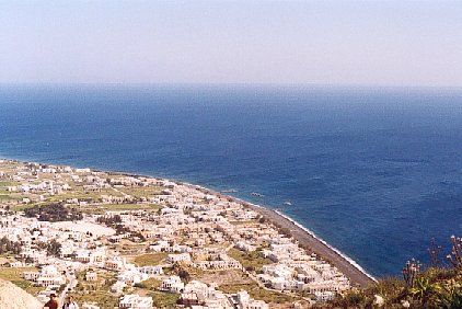 Santorin (cot Kamari) vue d'en Hau