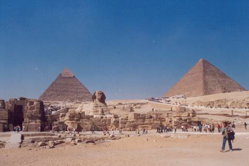 Pyramides de Guizeh avec le Sphinx. 